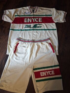 Enyce Vintage Cream Red & Green Stripe Zip-Front Sport Top and Shorts Set Sz 4xl
